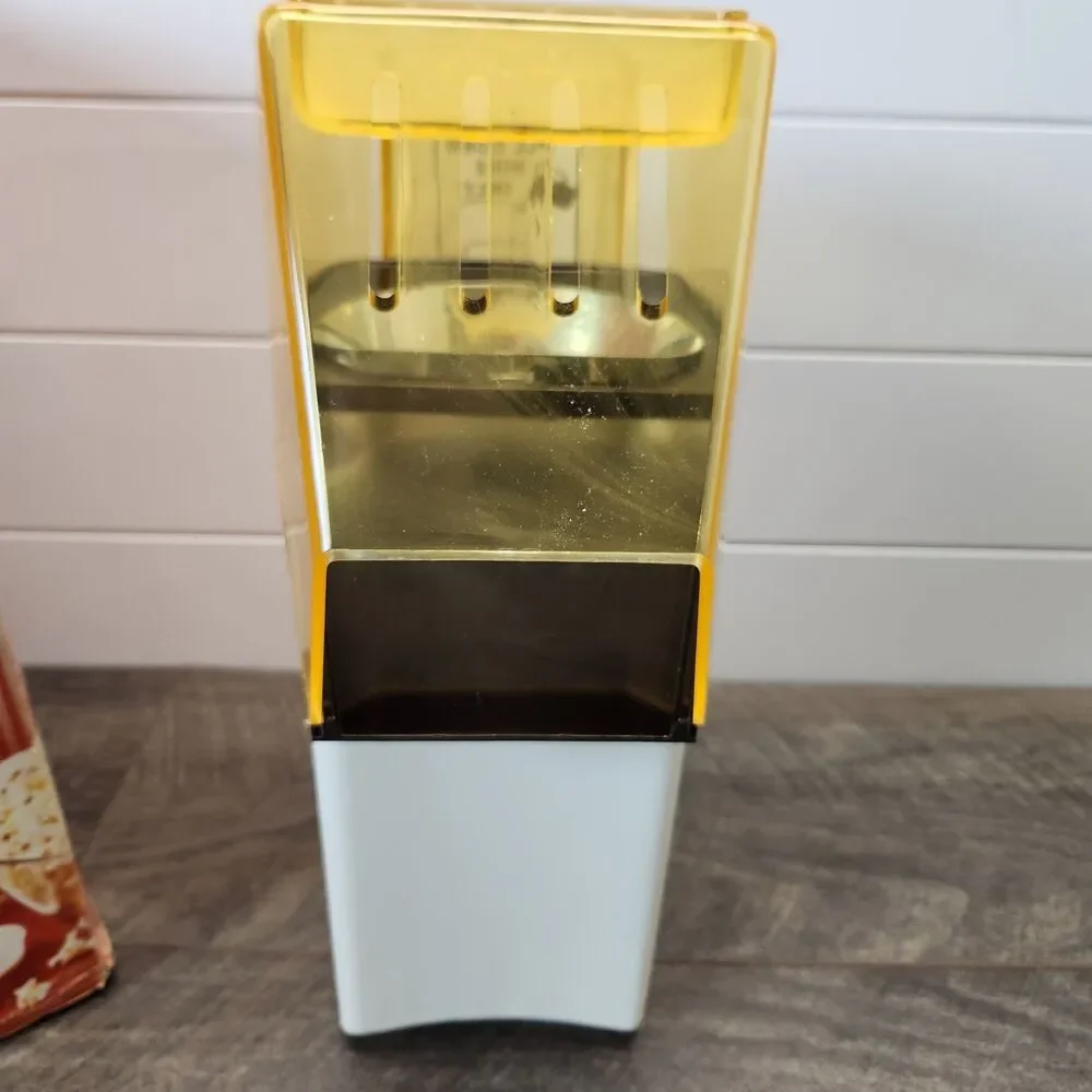 Vintage 1978 Presto PopCornNow Continuous Corn Popper Hot Air Popper 04810 WORKS